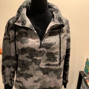 Secret Treasures Women’s Pj  Pants Set Size M